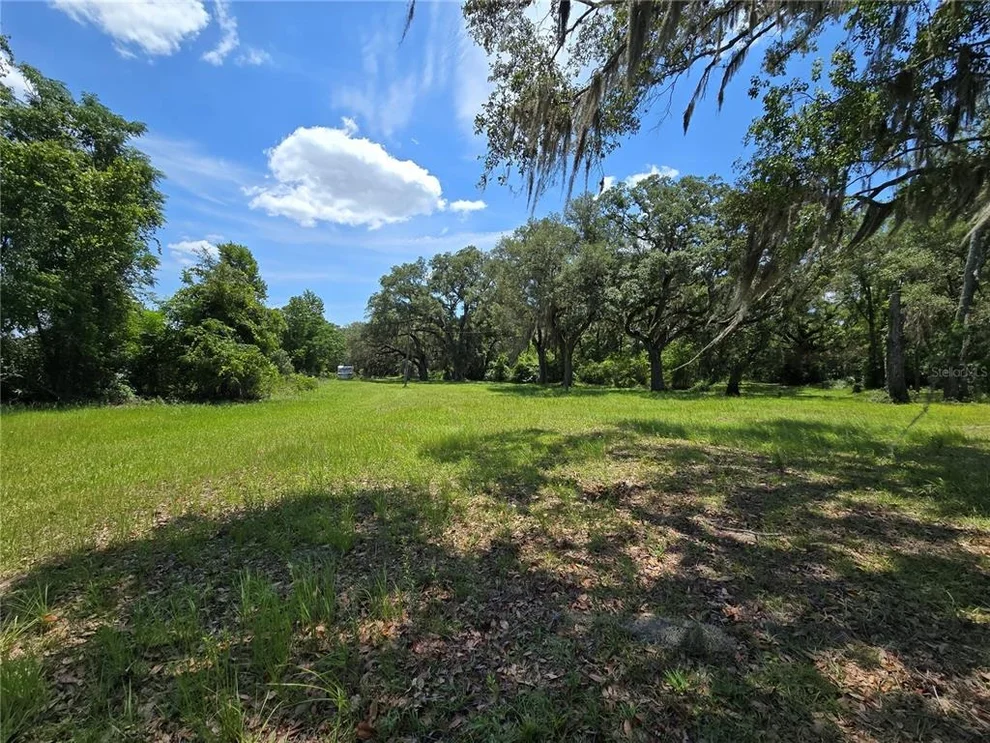 Unit for sale at 7563 SE COUNTY ROAD 405, BRANFORD, FL 32008