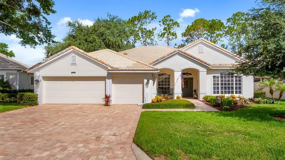 Unit for sale at 3916 PAYTON COURT, CLERMONT, FL 34711