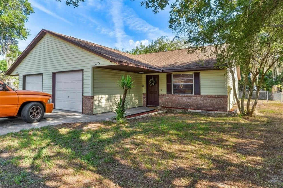 Unit for sale at 2304 CENTENNIAL BOULEVARD, LEESBURG, FL 34748