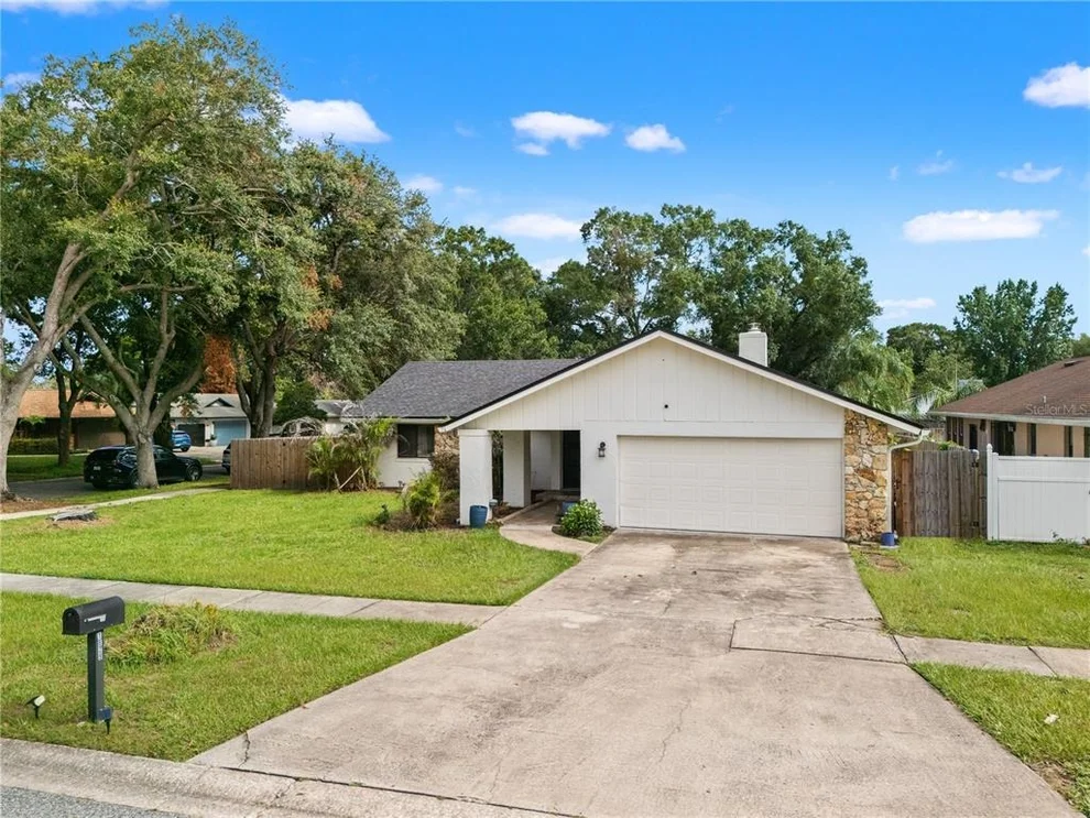 Unit for sale at 1829 CROWNWOOD DRIVE, ORLANDO, FL 32810