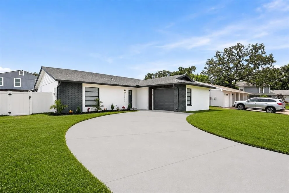 Unit for sale at 12511 CARDIFF DRIVE, TAMPA, FL 33625