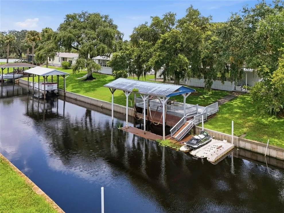 Unit for sale at 2086 STARBOARD DRIVE, GENEVA, FL 32732