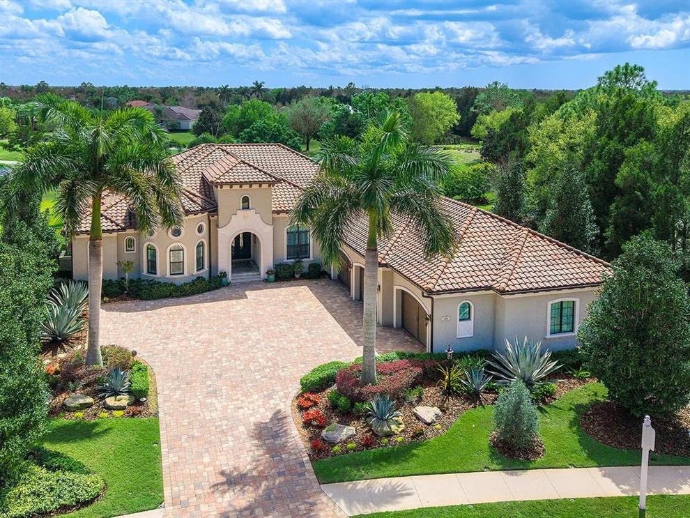 Unit for sale at 7515 LADYBANK CROSSING, LAKEWOOD RANCH, FL 34202