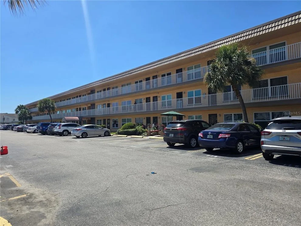 Unit for sale at 6400 46TH AVENUE N, KENNETH CITY, FL 33709