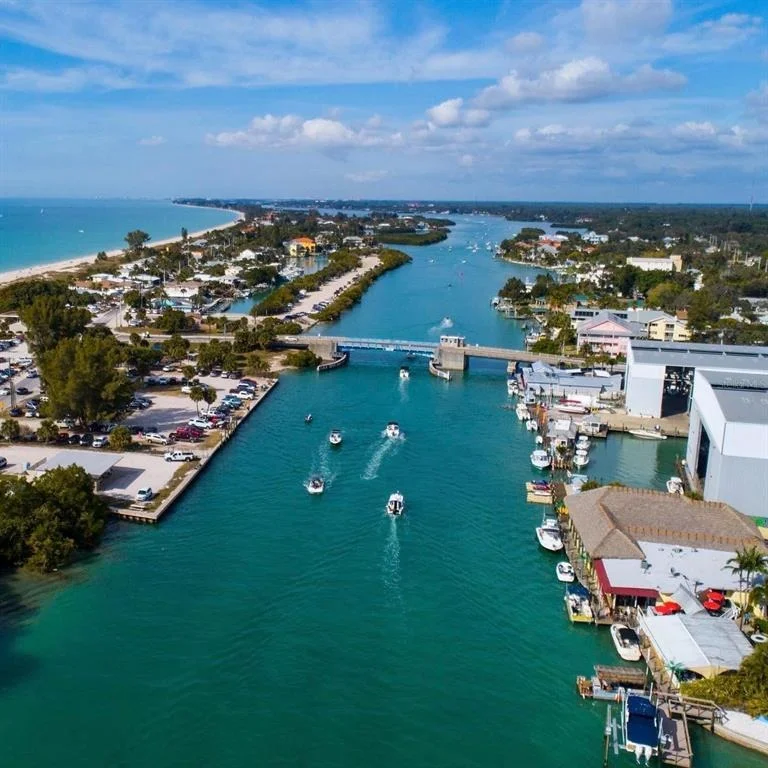 Unit for sale at 100 CIRCUIT ROAD, NOKOMIS, FL 34275