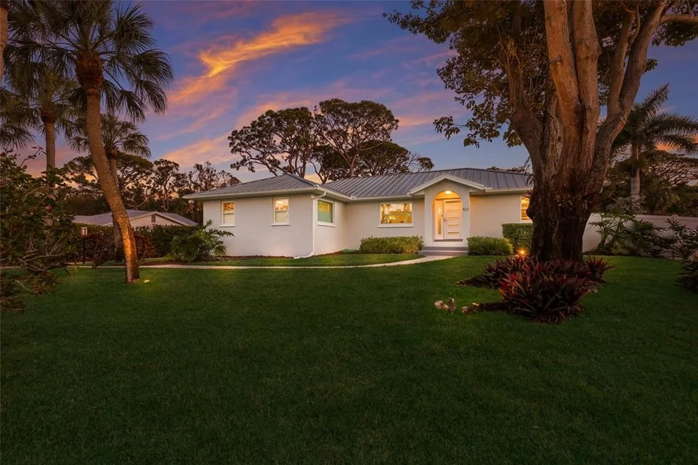 Unit for sale at 428 SAPPHIRE DRIVE, SARASOTA, FL 34234