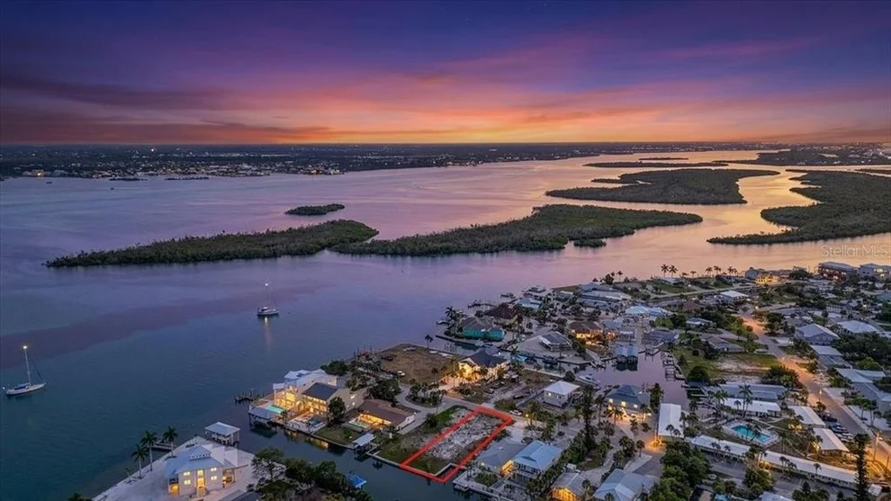 Unit for sale at 180 MOCKINGBIRD LANE, ENGLEWOOD, FL 34223