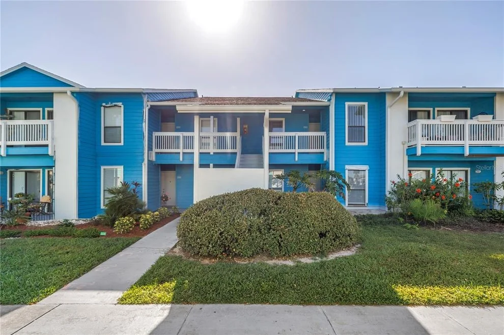 Unit for sale at 455 ALT 19 S, PALM HARBOR, FL 34683