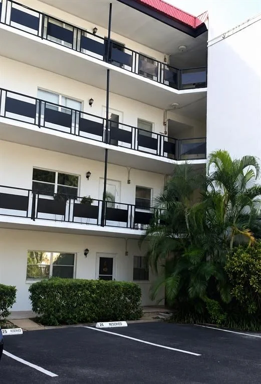 Unit for sale at 200 EL CAMINO DRIVE, WINTER HAVEN, FL 33884