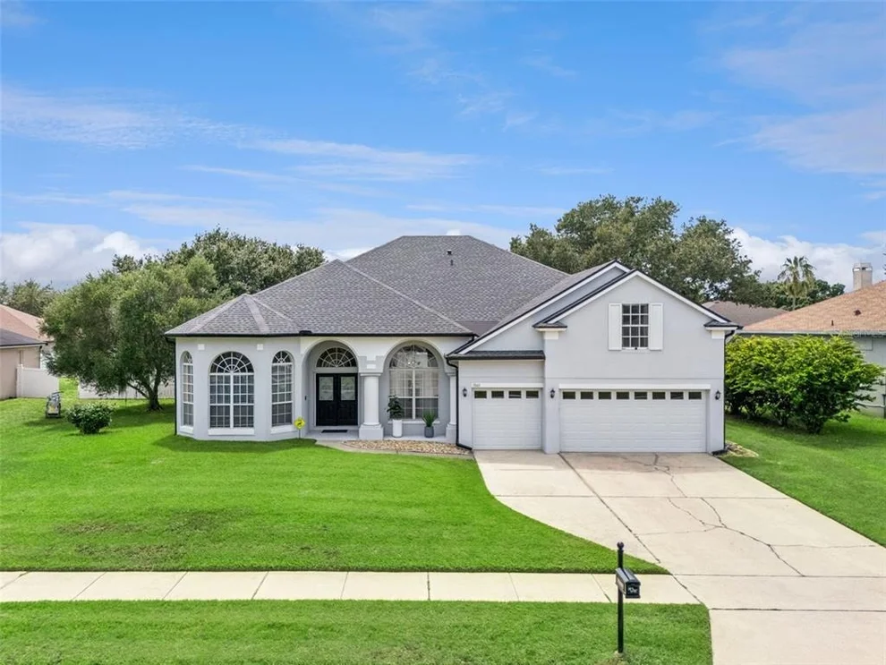 Unit for sale at 13163 LAKESHORE GROVE DRIVE, WINTER GARDEN, FL 34787