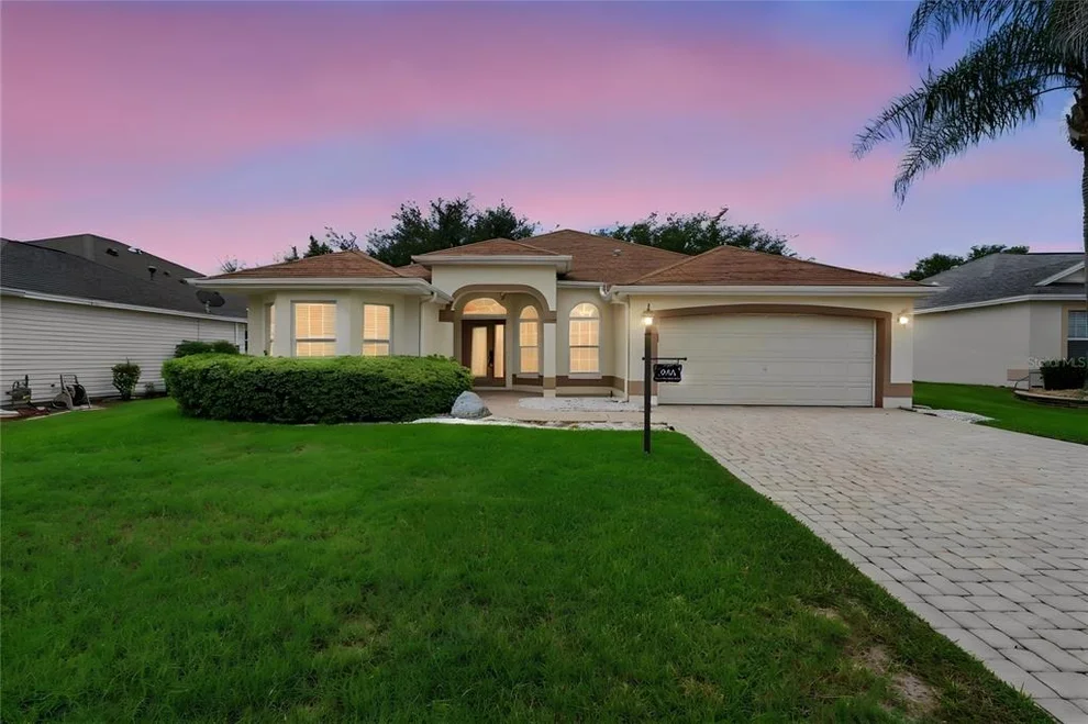 Unit for sale at 556 KINGSTON WAY, THE VILLAGES, FL 32162