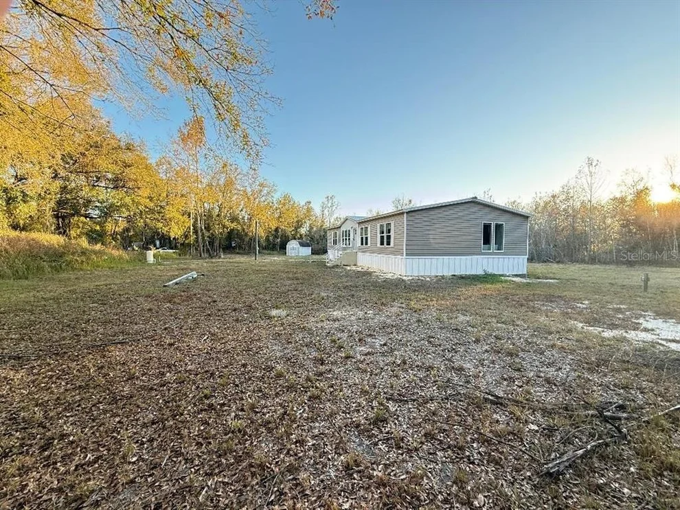 Unit for sale at 15356 APACHE DRIVE, THONOTOSASSA, FL 33592