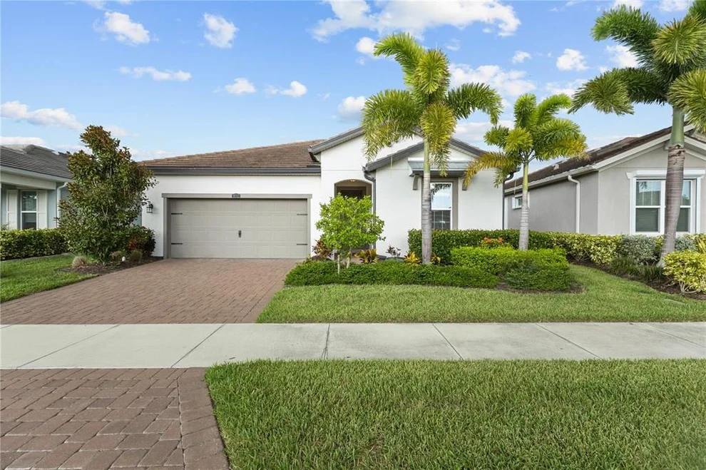Unit for sale at 8712 BAY MEADOW DRIVE, SARASOTA, FL 34238