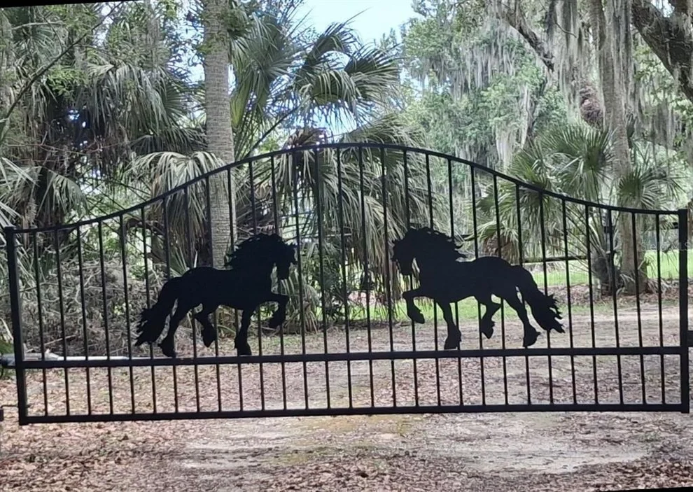 Unit for sale at 6800 NW HIGHWAY 320, MICANOPY, FL 32667
