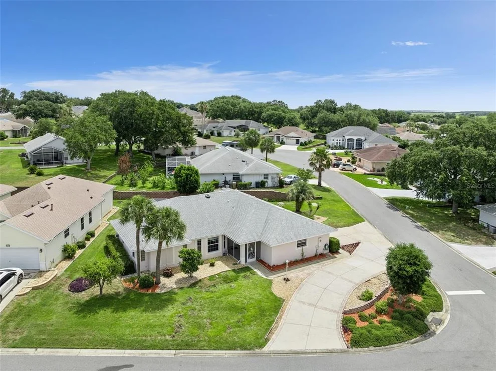 Unit for sale at 21101 BRAVEHEART DRIVE, LEESBURG, FL 34748