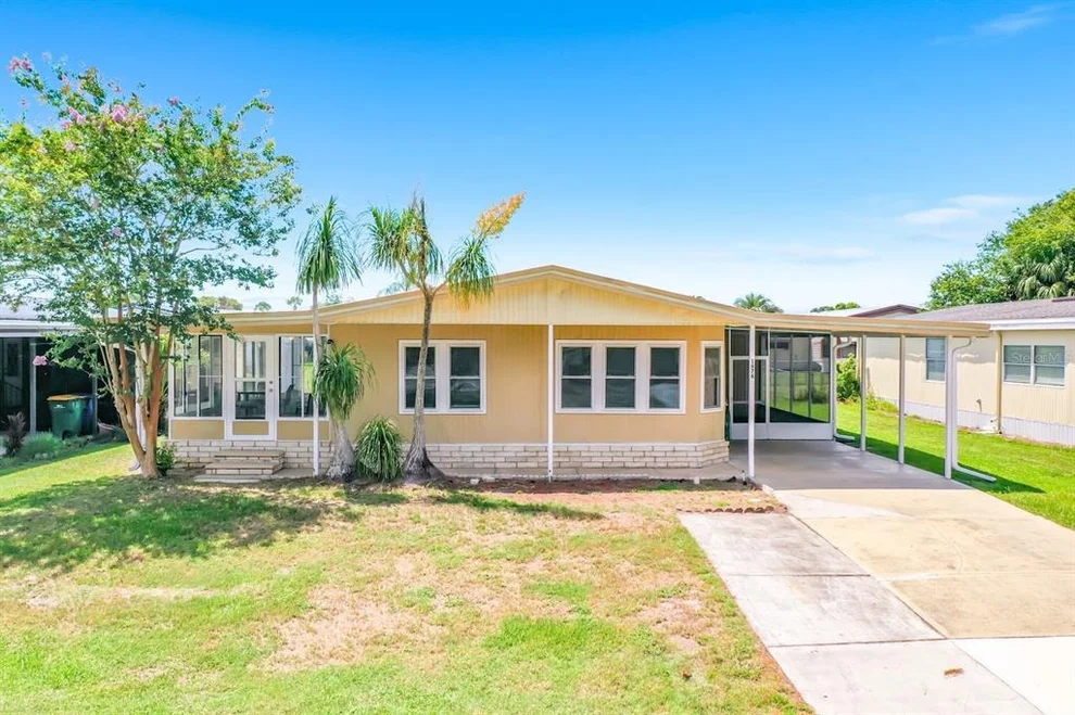 Unit for sale at 1676 ELKHART CIRCLE, TAVARES, FL 32778