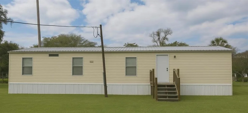 Unit for sale at 2122 CR 426, LAKE PANASOFFKEE, FL 33538