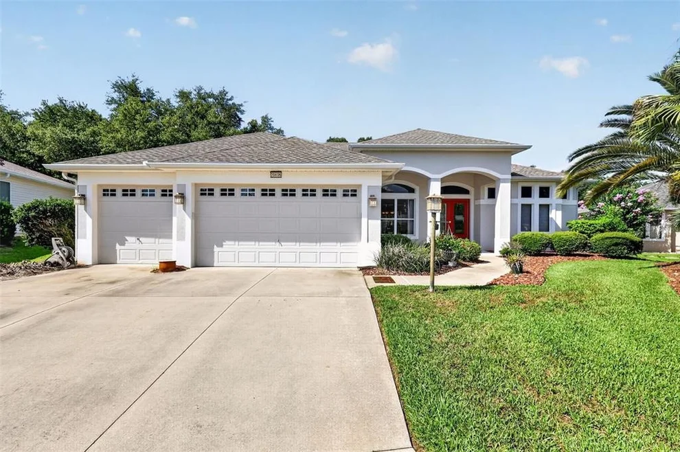 Unit for sale at 20606 QUEEN ALEXANDRA DRIVE, LEESBURG, FL 34748