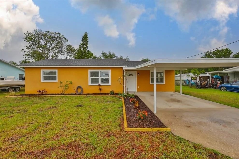 Unit for sale at 404 12TH STREET SW, RUSKIN, FL 33570