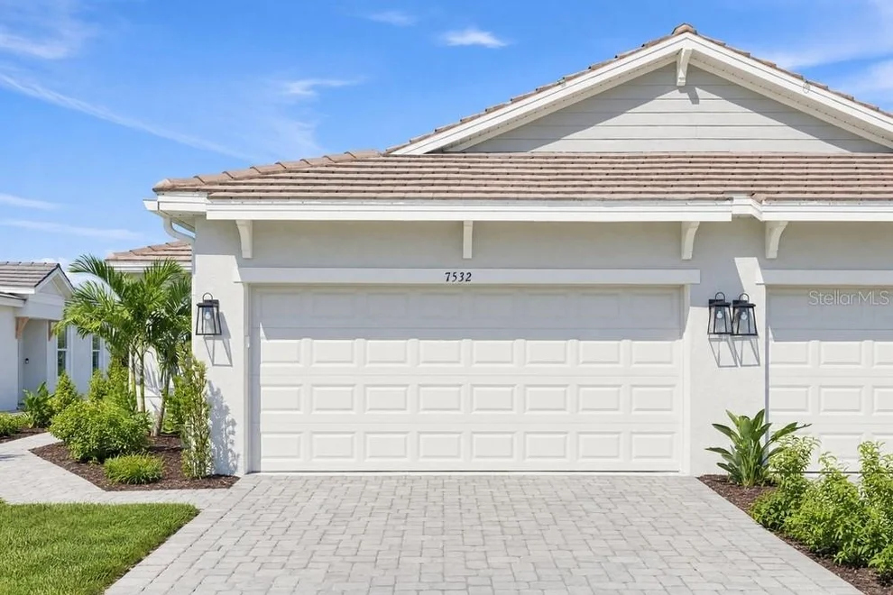 Unit for sale at 7532 MOONBEAM AVENUE, SARASOTA, FL 34241