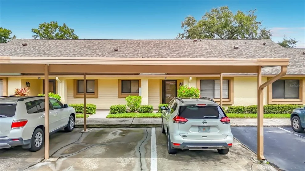 2546 Oakleaf Lane