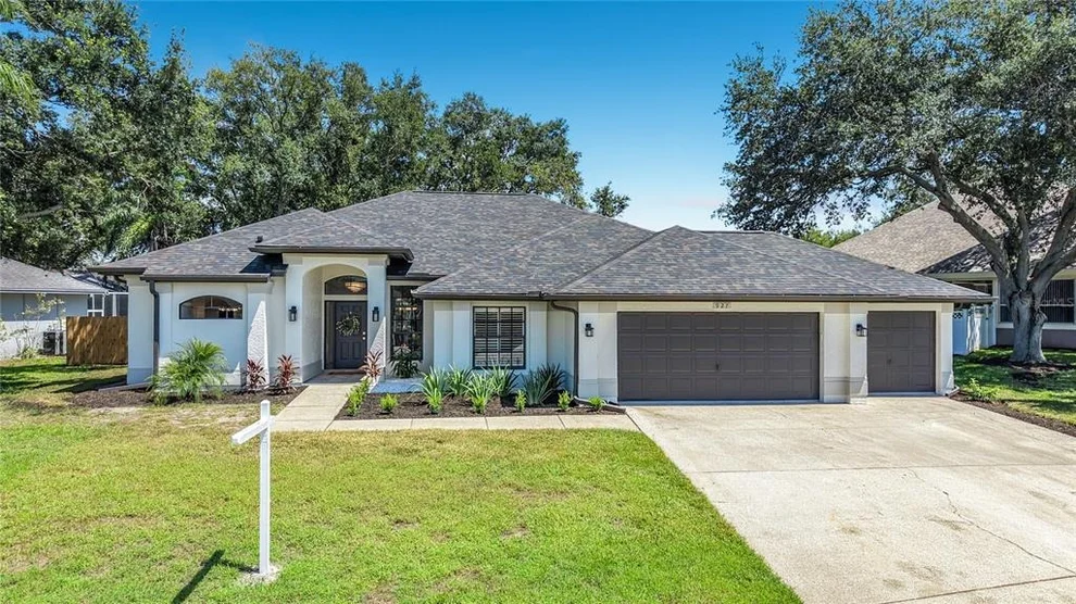 Unit for sale at 927 WHIPPOORWILL DRIVE, PALM HARBOR, FL 34683