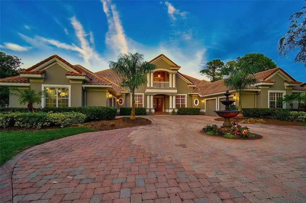 Unit for sale at 854 MACEWEN DRIVE, OSPREY, FL 34229