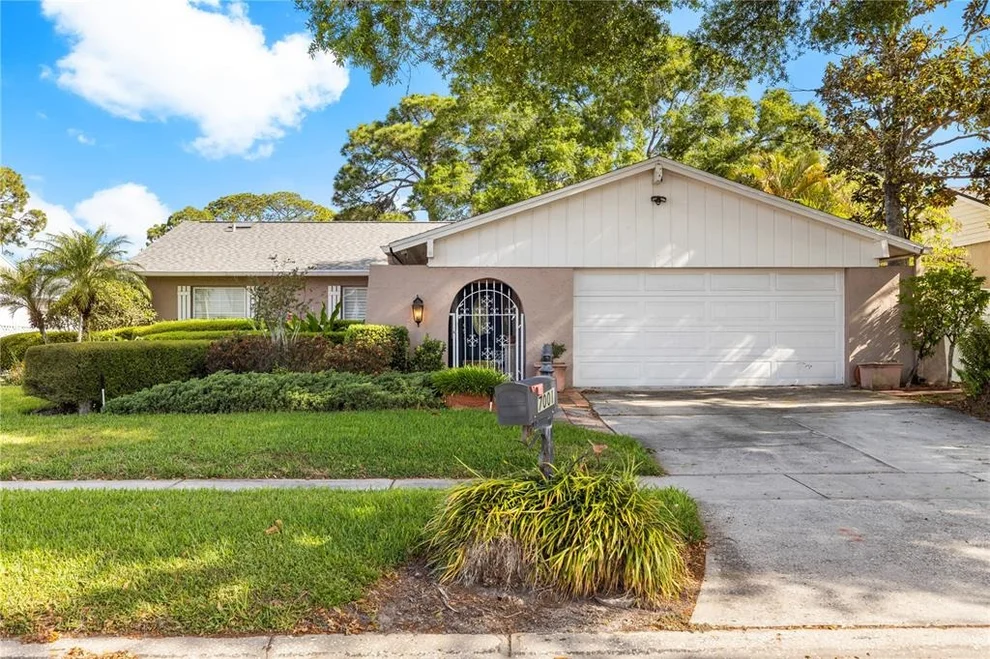Unit for sale at 7001 TWELVE OAKS BOULEVARD, TAMPA, FL 33634