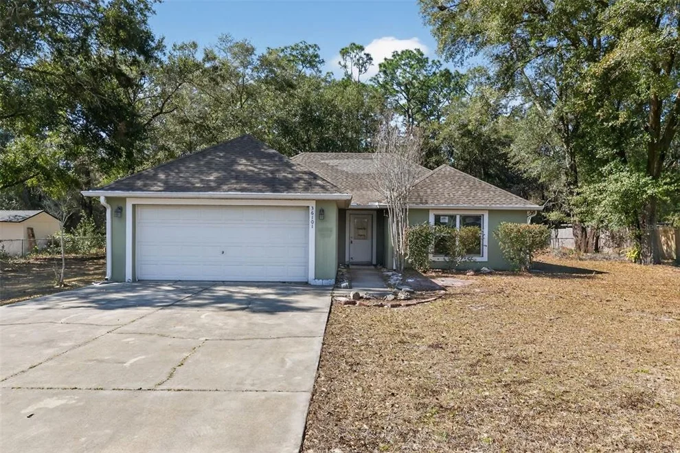 Unit for sale at 36101 MATTAWAN DRIVE, EUSTIS, FL 32736