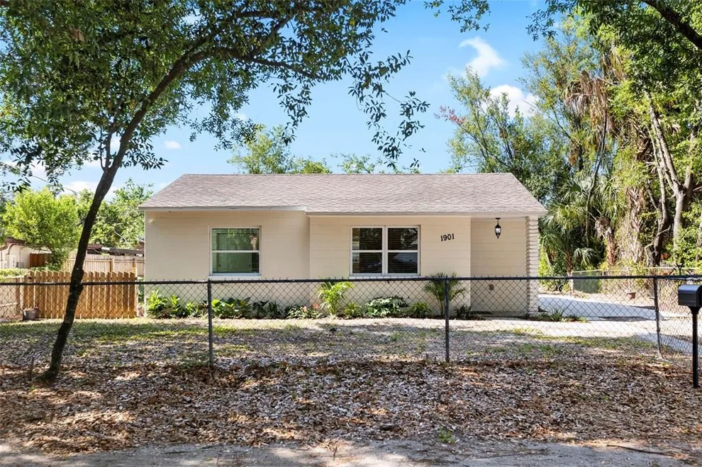 Unit for sale at 1901 E SHADOWLAWN AVENUE, TAMPA, FL 33610