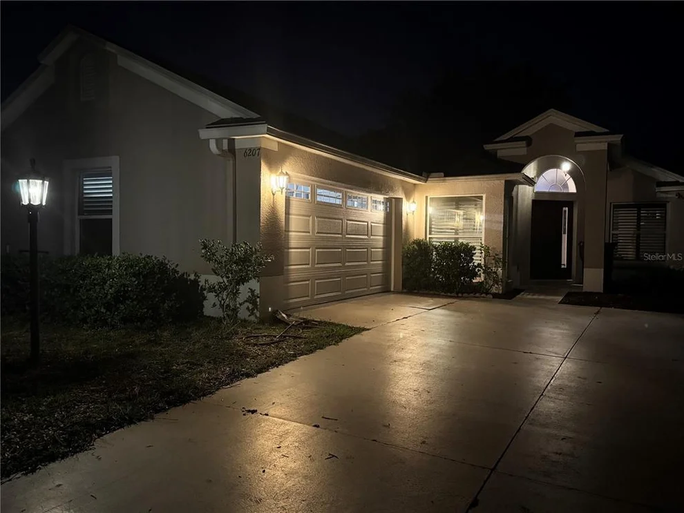Unit for sale at 6207 TUPELO TRAIL, LAKEWOOD RANCH, FL 34202