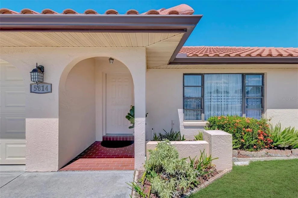 Unit for sale at 5814 JACKSON LANE, VENICE, FL 34293