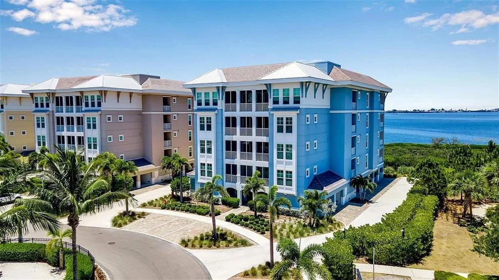 Unit for sale at 376 ARUBA CIRCLE, BRADENTON, FL 34209