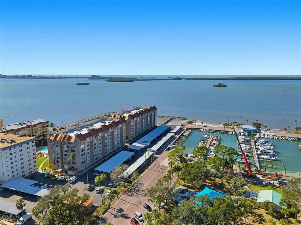 Unit for sale at 632 EDGEWATER DRIVE, DUNEDIN, FL 34698