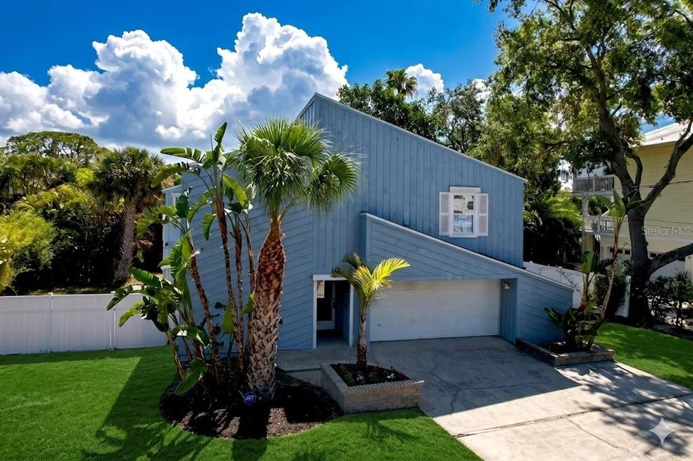 Unit for sale at 105 PETERSON LANE, PALM HARBOR, FL 34683