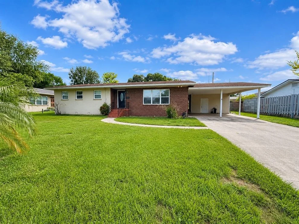 Unit for sale at 409 MONTGOMERY AVENUE, LAKELAND, FL 33801