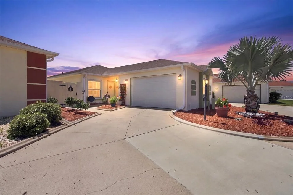 Unit for sale at 1339 LAJOLLA CIRCLE, THE VILLAGES, FL 32159
