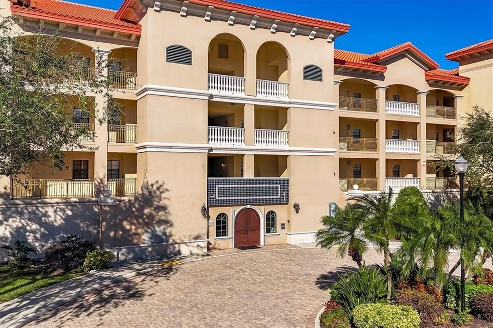 Unit for sale at 7710 LAKE VISTA COURT, LAKEWOOD RANCH, FL 34202