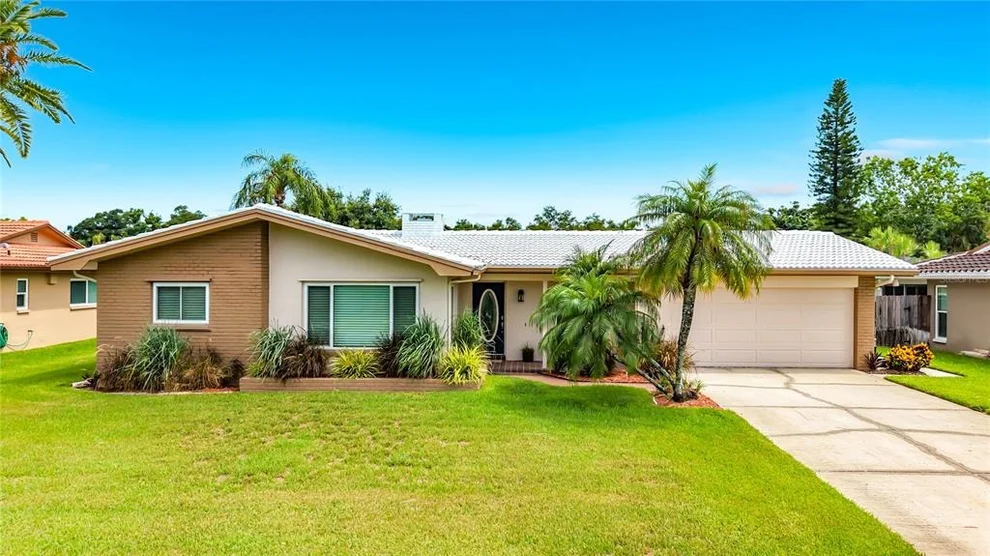 Unit for sale at 2178 WATERSIDE DRIVE, CLEARWATER, FL 33764