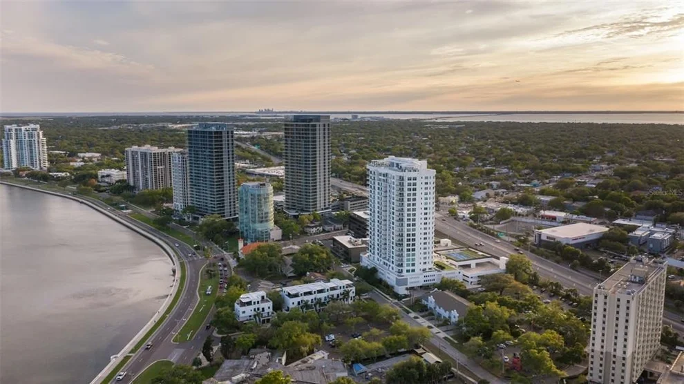 Unit for sale at 3015 S YSABELLA AVENUE, TAMPA, FL 33629