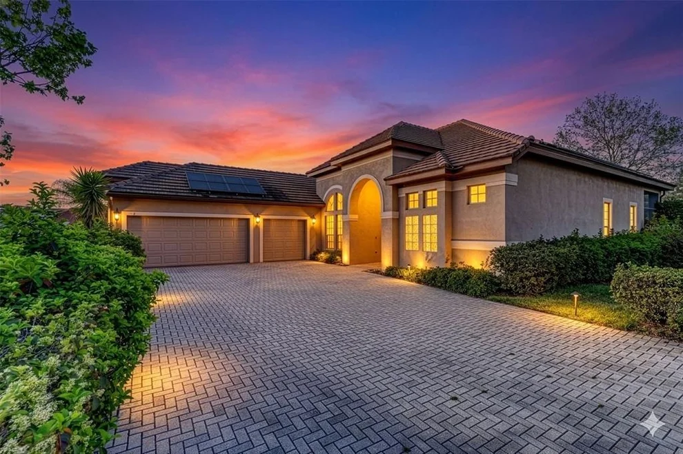 Unit for sale at 918 ALGARE LOOP, WINDERMERE, FL 34786