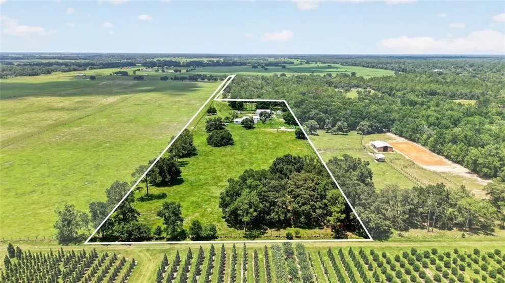 Unit for sale at 20500 NW 27TH STREET, MORRISTON, FL 32668