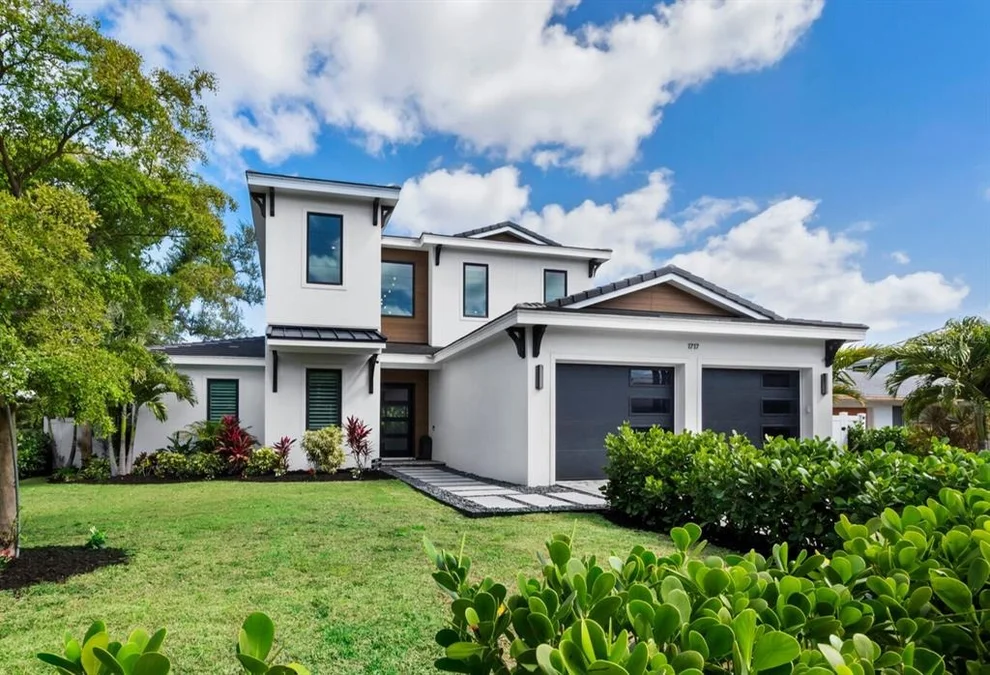 Unit for sale at 1717 ALTA VISTA STREET, SARASOTA, FL 34236