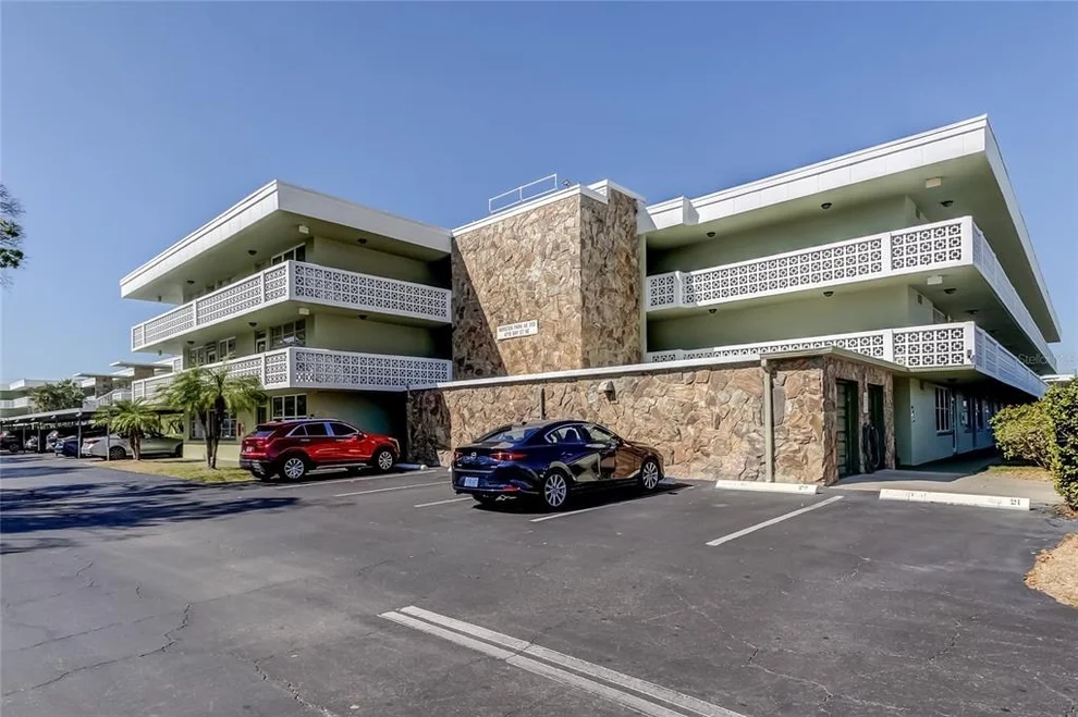 Unit for sale at 4710 BAY STREET NE, ST PETERSBURG, FL 33703