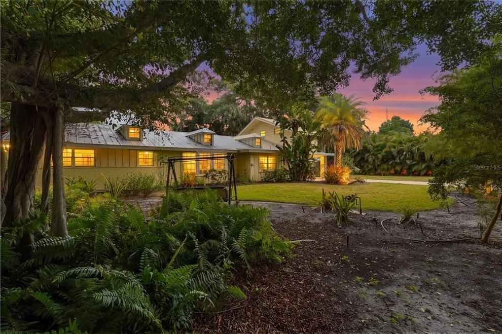 Unit for sale at 2480 ALAMEDA AVENUE, SARASOTA, FL 34234