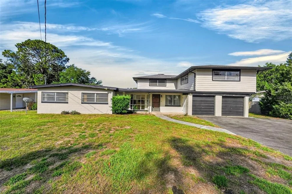 Unit for sale at 710 TWIN OAKS LANE, EUSTIS, FL 32726