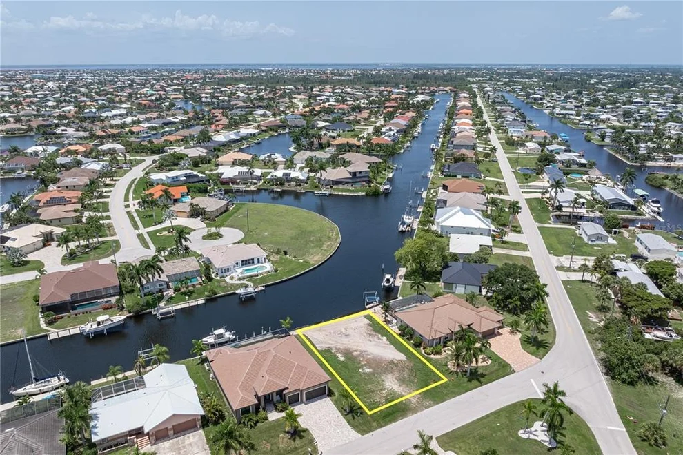 Unit for sale at 5143 ALMAR DRIVE, PUNTA GORDA, FL 33950