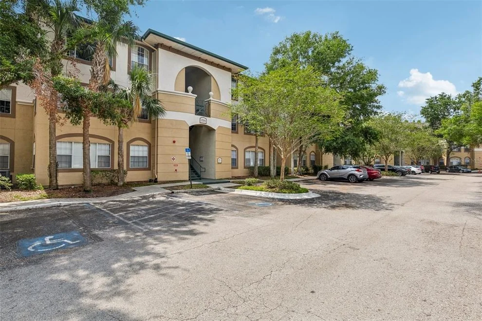 Unit for sale at 17104 CARRINGTON PARK DRIVE, TAMPA, FL 33647
