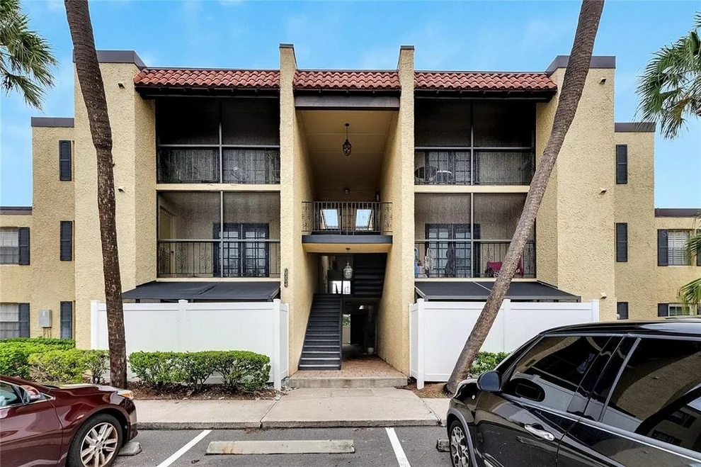 Unit for sale at 5304 W KENNEDY BOULEVARD, TAMPA, FL 33609