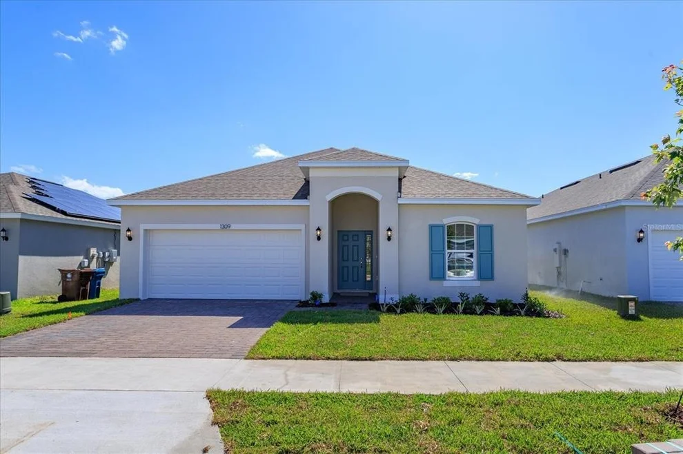 Unit for sale at 2914 SUPERMARINE ROAD, TAVARES, FL 32778